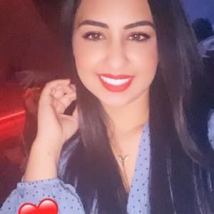 Meet your Posher, Imane